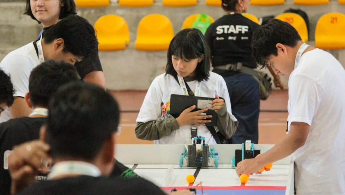 Doce equipos de PILARES compiten en la fase nacional de la World Robot Olympiad
