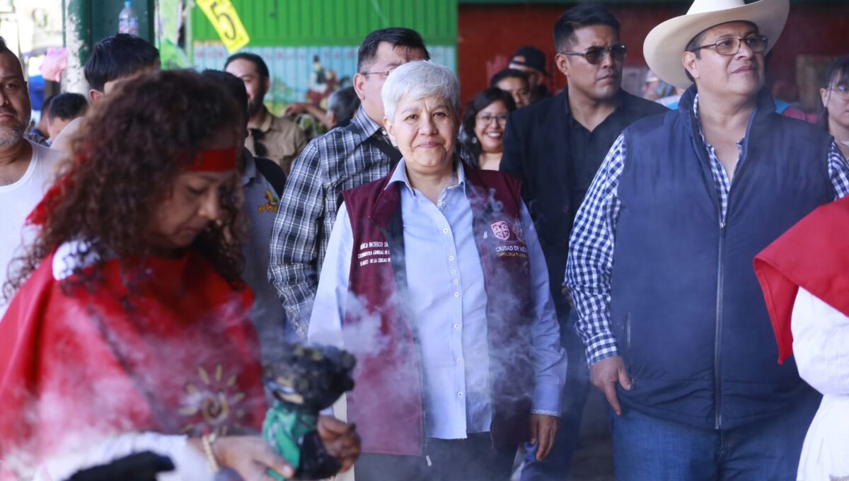 El maíz llega a la Central de Abasto: productores y comerciantes mantienen viva la tradición
