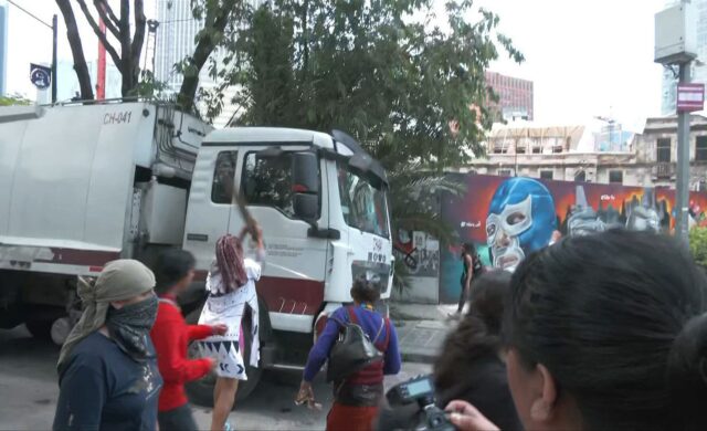 Protesta trans en CDMX: reclamos por derechos terminan con afectaciones en Reforma