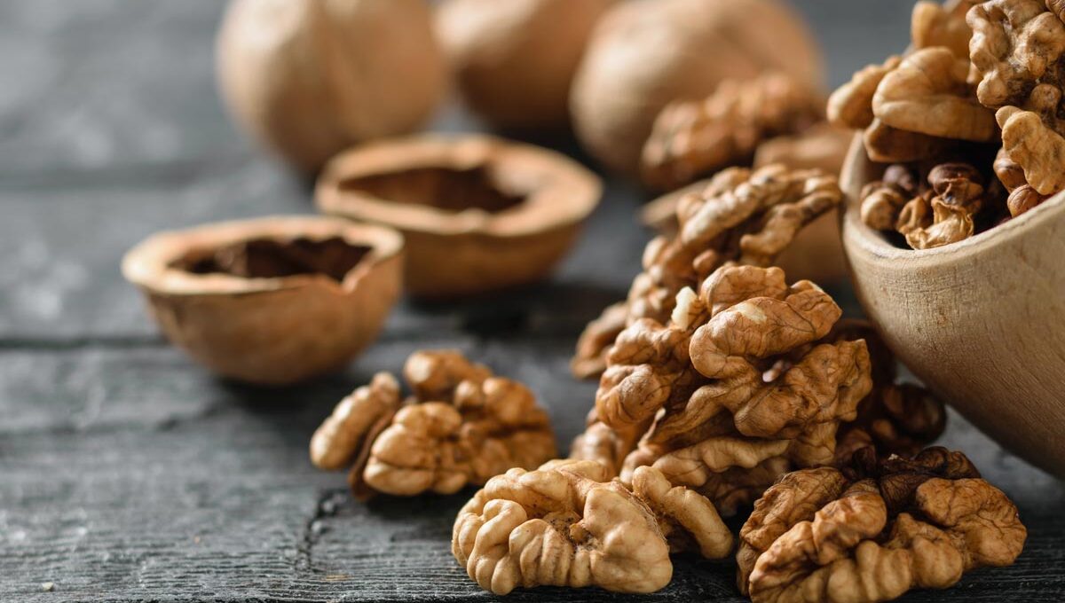Siete nueces al día: el hábito sencillo que puede ayudar a cuidar la salud del cerebro