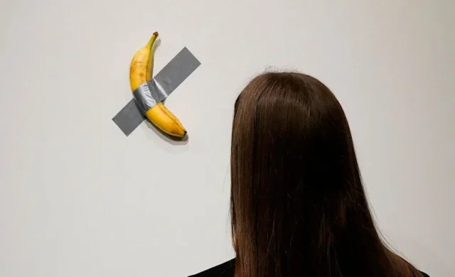 La historia detrás de la polémica banana de Maurizio Cattelan: por qué ‘Comedian’ no es tan radical como parece