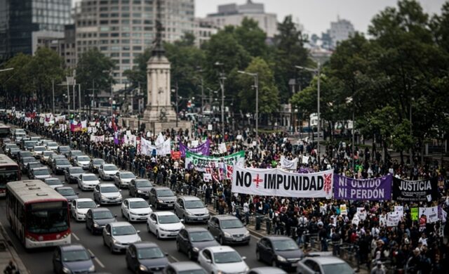 Bloqueos en Reforma y marcha 28S paralizan el centro de la CDMX