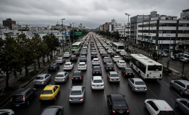 Bloqueo en Eje Central y plantón del SME paralizan tránsito en CDMX