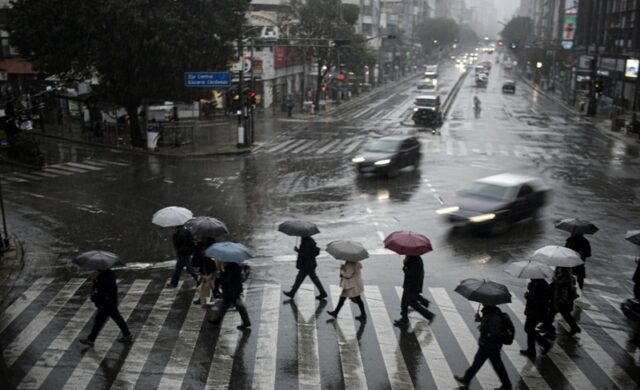 Movilizaciones y lluvias reducen 35% la velocidad vial en CDMX