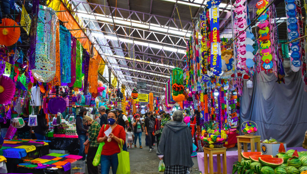 Van 234 mdp para renovar 189 mercados de CDMX; locatarios definirán las obras
