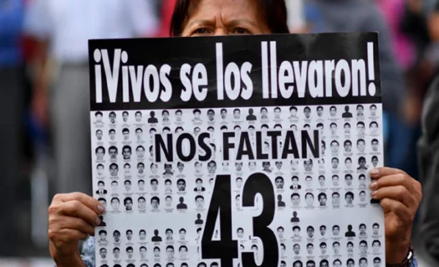 A 12 años de la desaparición de los 43, marcha recorrerá Reforma rumbo al Zócalo