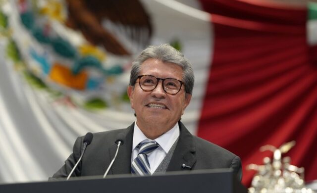 Monreal destaca beneficios de ampliar la regularización fiscal