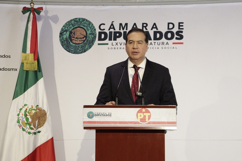Ricardo Mejía pide agilizar alertas de género en Coahuila