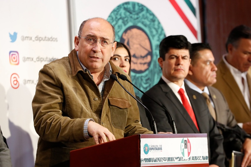 Rubén Moreira exige al Senado destrabar reforma salarial