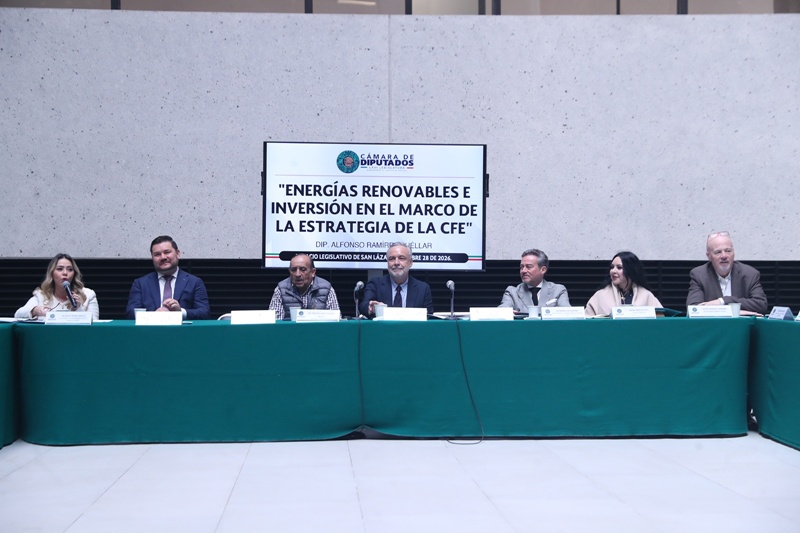 Taller de CFE en Diputados proyecta 15.6 GW de energía limpia al 2030