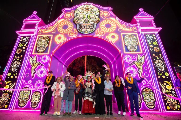 Día de Muertos 2026: luces, cempasúchil y tradición toman Paseo de la Reforma