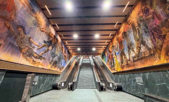 Apoteosis reúne 750 metros cuadrados de imágenes en Metro Auditorio