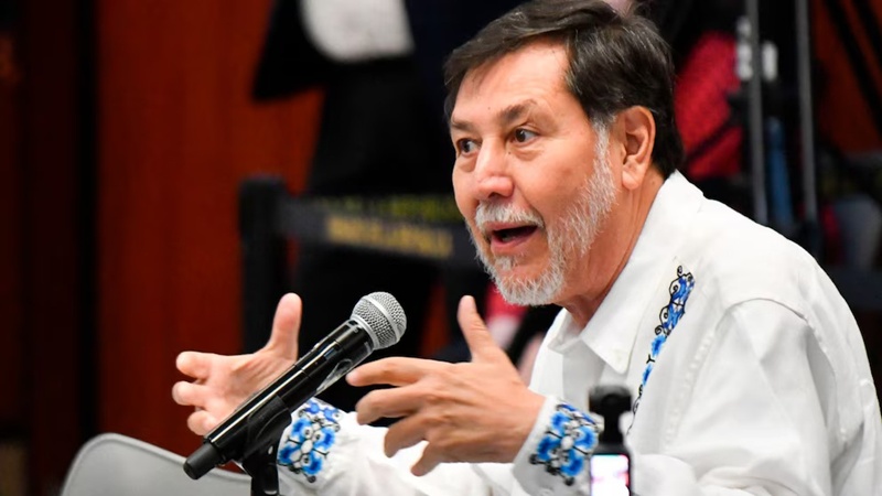 Noroña pide al PT no tensar la alianza con Morena por protesta del IMSS