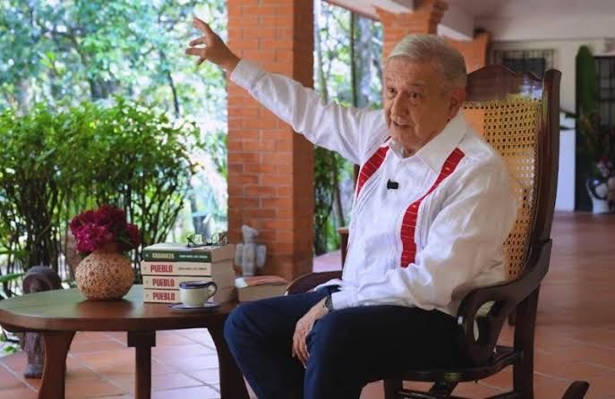 AMLO alista gira para apoyar a Morena rumbo a las elecciones de 2027, según Loret