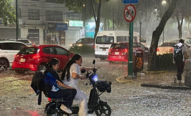 Octubre arranca con lluvias fuertes y temperaturas de hasta 24°C en CDMX
