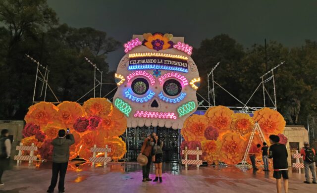 Chapultepec tendrá festival de Día de Muertos con drones, linternas y actividades