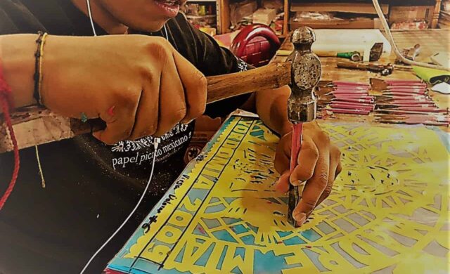 ¿Quieres hacer tu propio papel picado? PILARES ofrece talleres gratuitos en CDMX