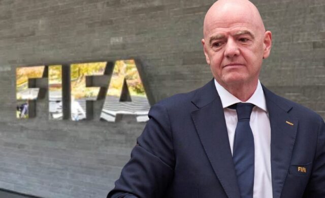Infantino se disculpa ante la FIFA por ocultar sus planes de vender acciones