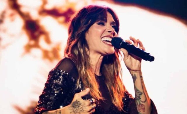 Kany García revela que padece una enfermedad crónica que afecta su columna