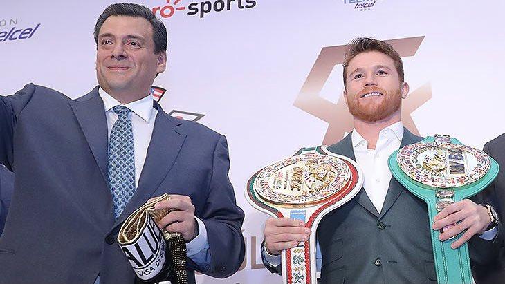 Mauricio Sulaimán critica que se mantenga la pelea del ‘Canelo’ en Riad
