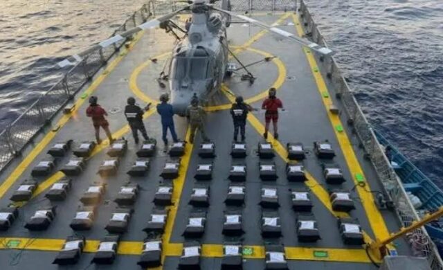 Marina decomisa 1.2 toneladas de cocaína frente a costas de Oaxaca