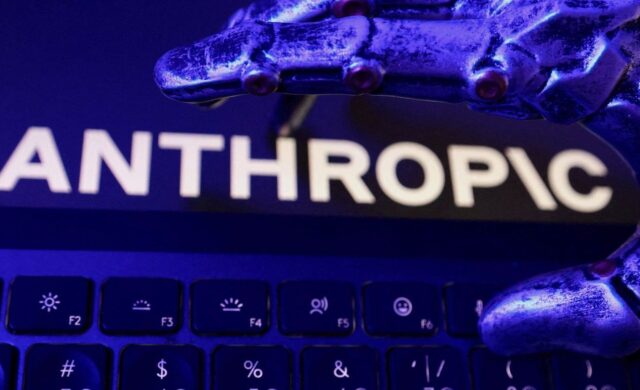 Anthropic advierte que modelos pequeños de IA podrían autorreplicarse antes de 2027