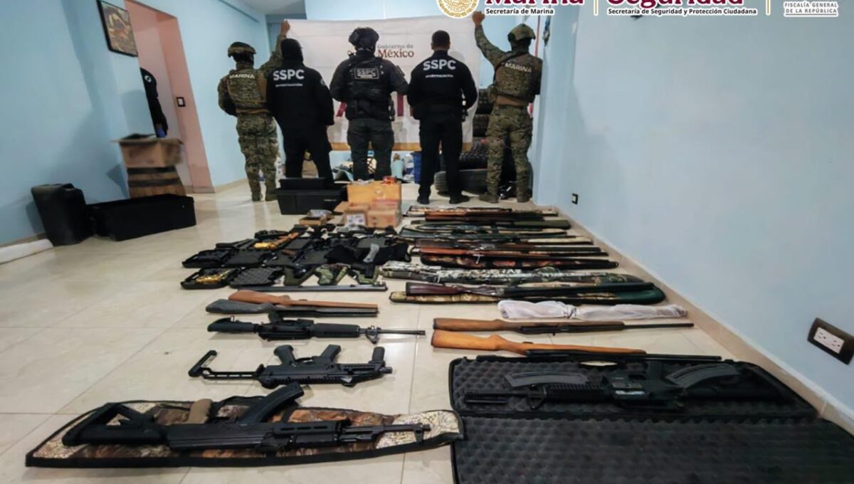 Desarticulan presunta red de fabricación y venta ilegal de armas en CDMX y Puebla