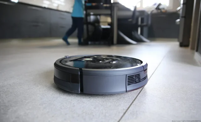 ¿Tu aspiradora inteligente podría convertirse en un hacker? La IA alerta sobre nuevos riesgos en el hogar