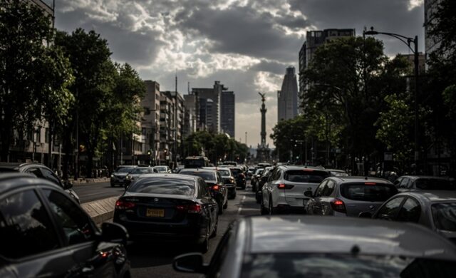 Bloqueos en Reforma e Insurgentes colapsan vialidad de CDMX