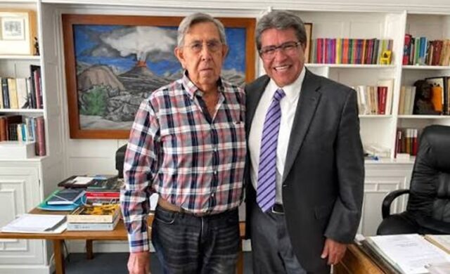 Ricardo Monreal lamenta fallecimiento de Cuauhtémoc Cárdenas