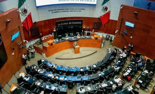Senado de México elimina 10 años de información pública y contratos