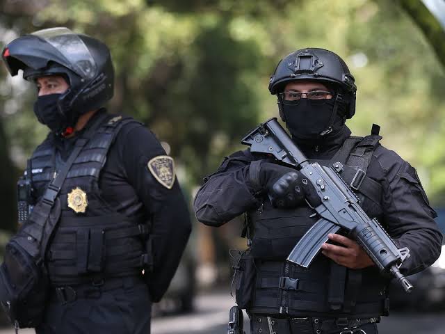 Localizan a siete adolescentes en CDMX; autoridades descartan intervención de terceros