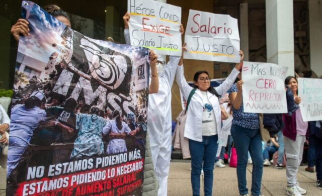 ¿Por qué protestan los trabajadores del IMSS? Estas son sus principales demandas