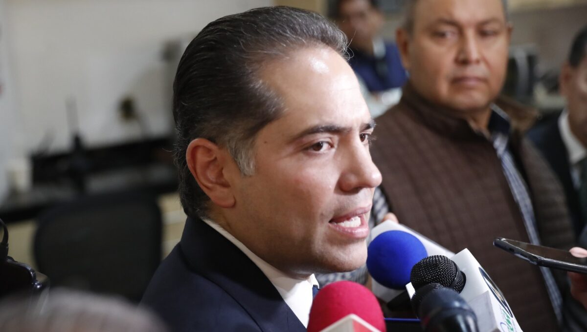 Raúl Bolaños pide redoblar esfuerzos por empleos dignos y estables