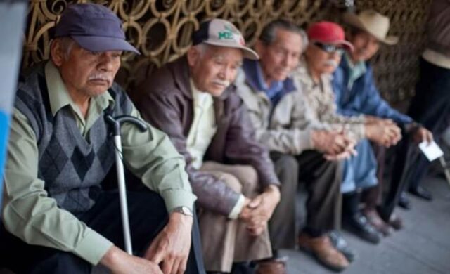 De 4 a 8 años de cárcel: proponen nueva pena por abandono de adultos mayores